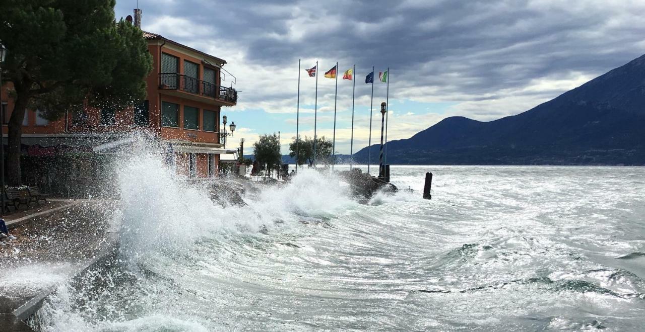 Appartamento Soldo Castelletto Di Brenzone Luaran gambar